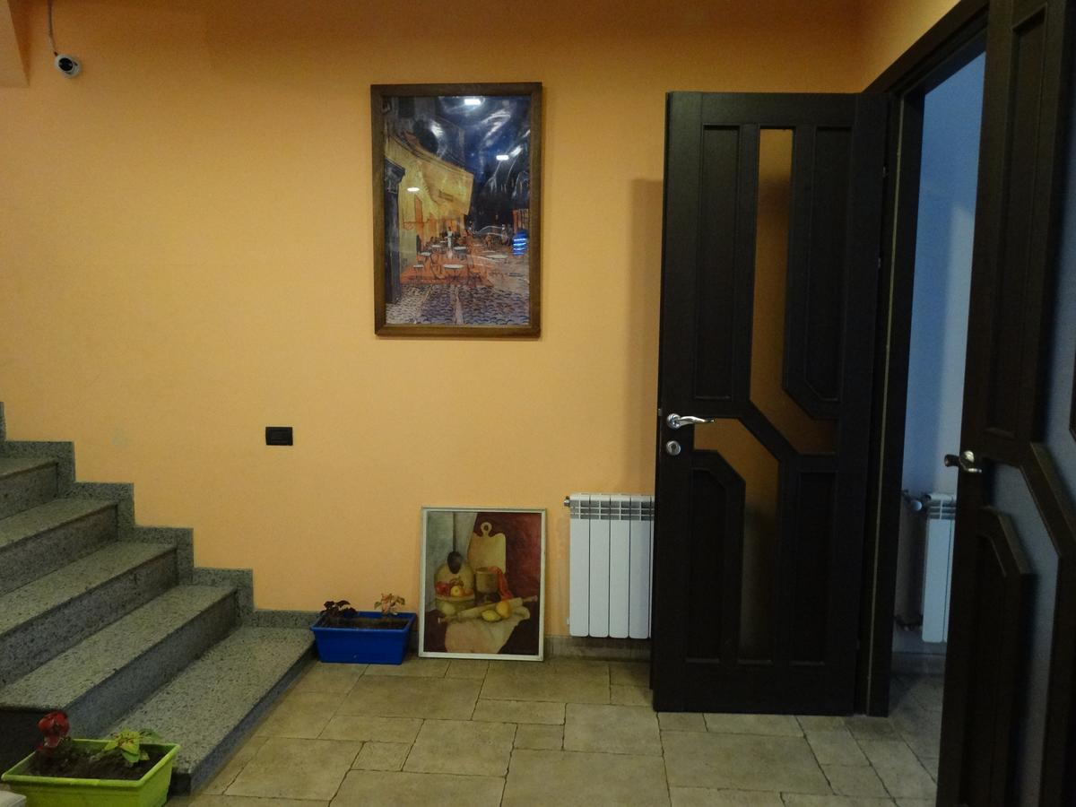 Destiny 1 Hostel Erevan Exterior foto